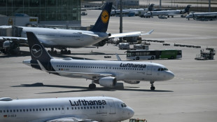 Lufthansa verdreifacht Gewinn und steuert auf Rekordjahr zu 