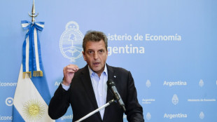 Argentina posterga a 2024 la suba de impuestos en combustibles para evitar un impacto en los precios