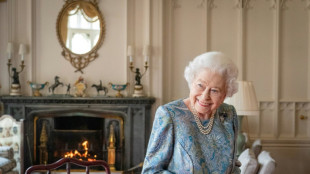 Isabel II aparece sonriente y sin bastón a unas semanas de las celebraciones del jubileo