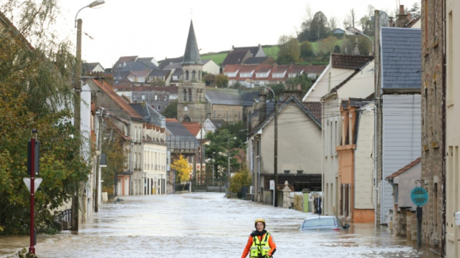 Pas-de-Calais: une décrue partielle mais le ciel scruté avec inquiétude