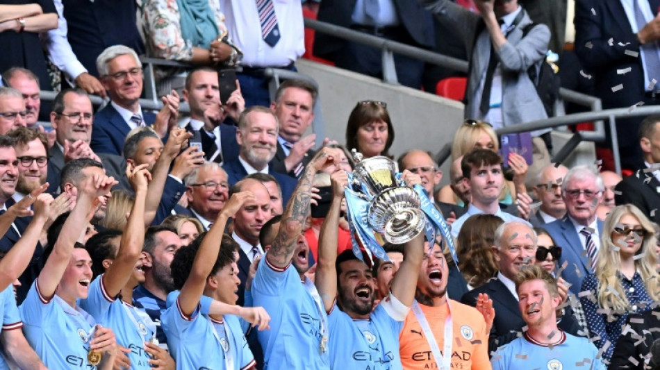 Manchester City vence United (2-1) e é campeão da Copa da Inglaterra