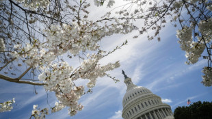 Biden promulgue une loi sur le budget, évitant une paralysie de l'Etat américain