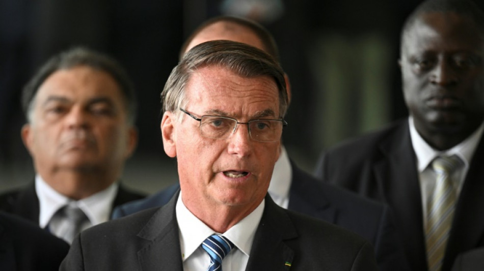 Brésil: Pour Bolsonaro, la prison après la défaite?