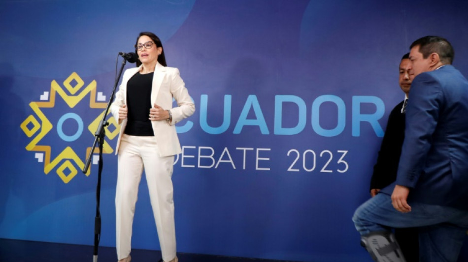 Segurança domina debate entre candidatos à presidência no Equador