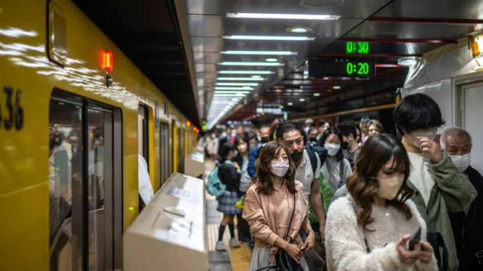 Japón intenta calmar los temores de la población tras un brote de una peligrosa infección bacteriana