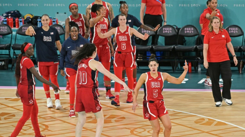 EUA vence França (67-66) e conquista seu 8º ouro consecutivo no basquete feminino