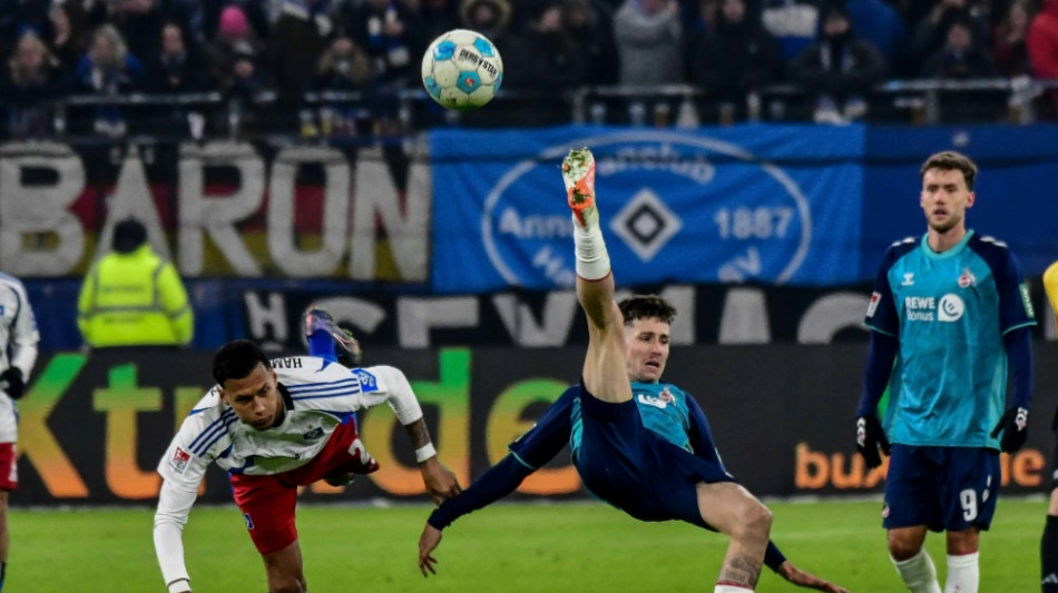 Sieg im Topspiel: HSV übernimmt Tabellenführung von Köln 