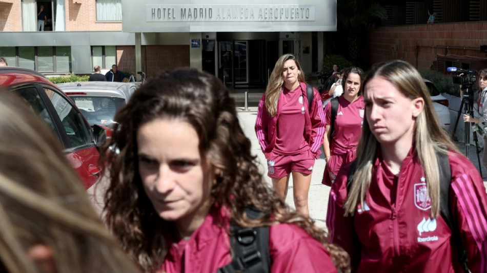 Foot féminin: les joueuses espagnoles en grève rejoignent la sélection