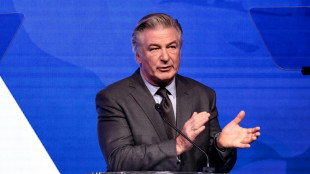 Tir mortel sur un tournage: la famille de la victime porte plainte contre Alec Baldwin