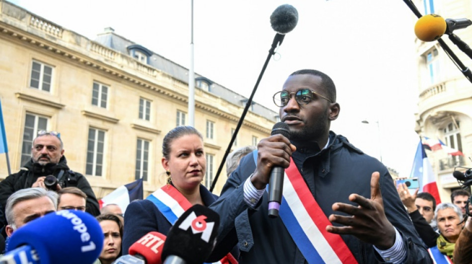 "Qu'il retourne en Afrique": l'Assemblée exclut pour 15 jours un député RN