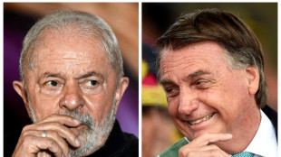 Lula y Bolsonaro queman últimos cartuchos en víspera de elección presidencial en Brasil