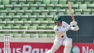 South Africa 243-8 at lunch, lead Bangladesh by 137