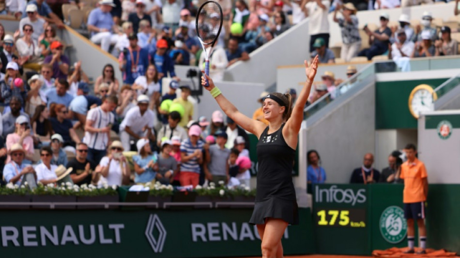 Muchova downs fourth seed Sakkari in French Open second round