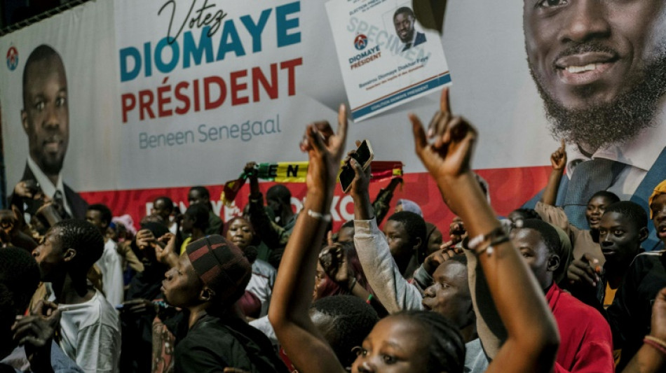 El candidato oficialista de Senegal reconoce la victoria del opositor antisistema en las presidenciales