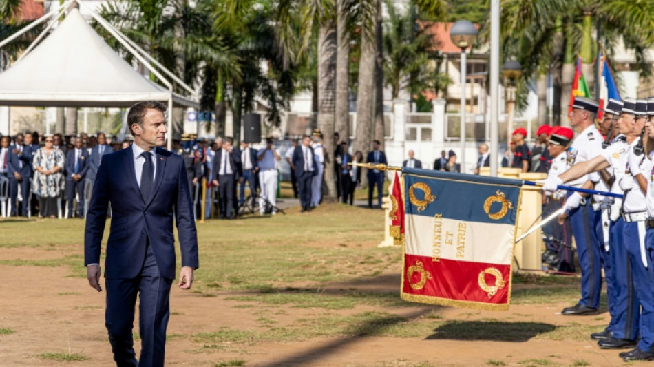 Après Kourou, cap sur le Brésil pour Macron