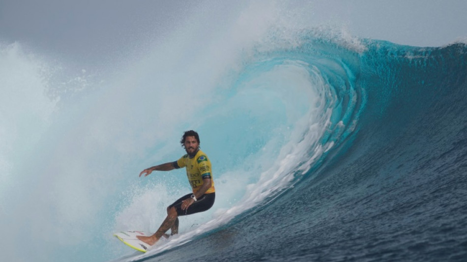 Bicampeão mundial de surf, Filipe Toledo anuncia pausa para se recuperar