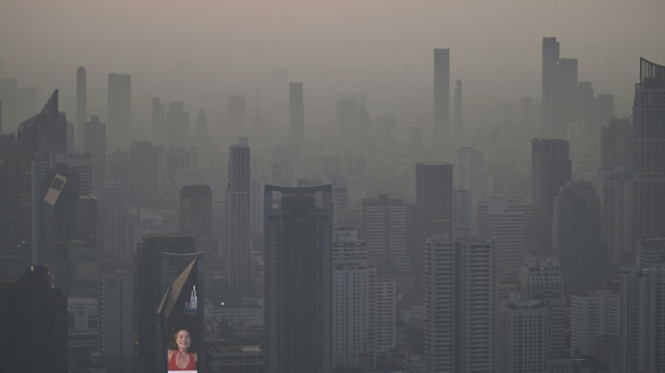 More than 250 Bangkok schools close over air pollution