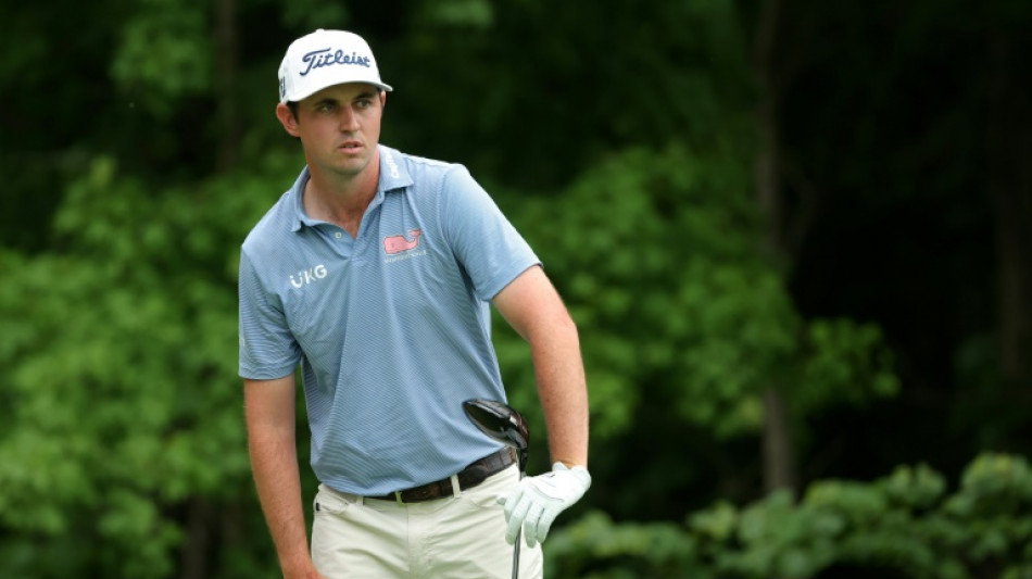 Poston posts 65 to lead PGA John Deere Classic