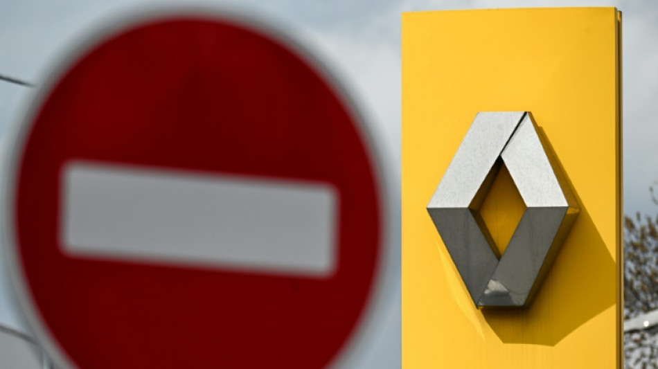 Renault hands Russian assets to Moscow