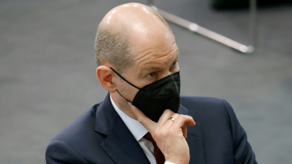 Scholz sieht "sehr ernste Bedrohung des Friedens in Europa"