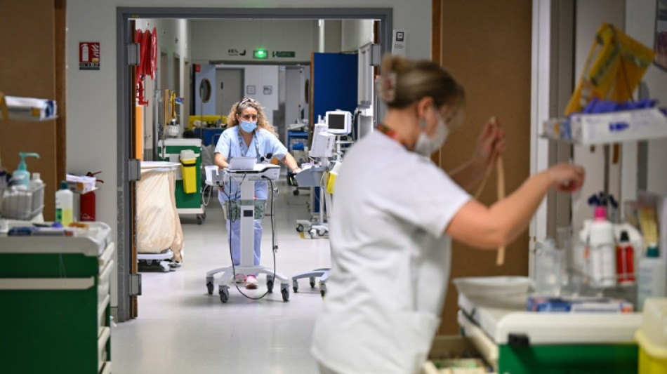 Près d'une infirmière sur deux quitte l'hôpital après dix ans de carrière, selon la Drees