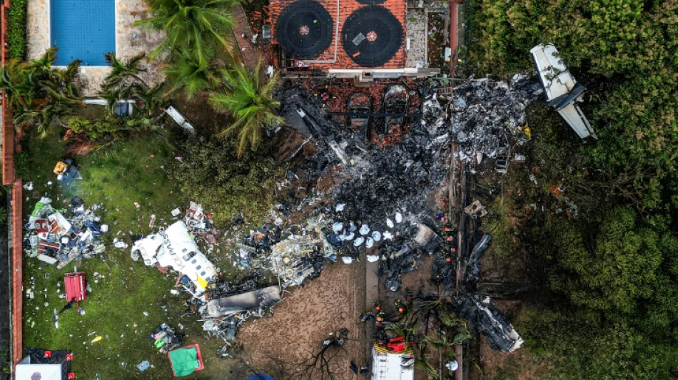 Nach Flugzeugabsturz in Brasilien sind alle 62 Leichen geborgen